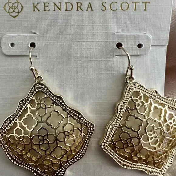 Kendra Scott Stud Earrings - Picture 4 of 6